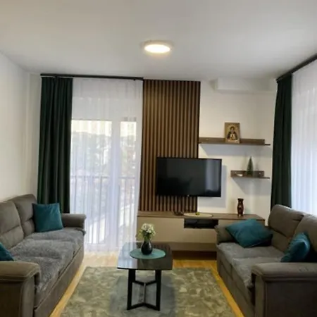 Royal S 67 & Free Parking דירה Vrnjci