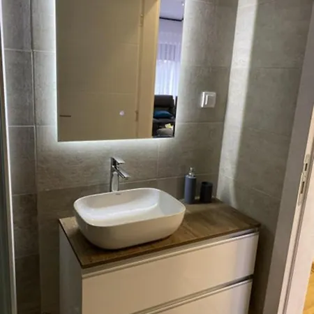 דירה Royal S 67 & Free Parking *